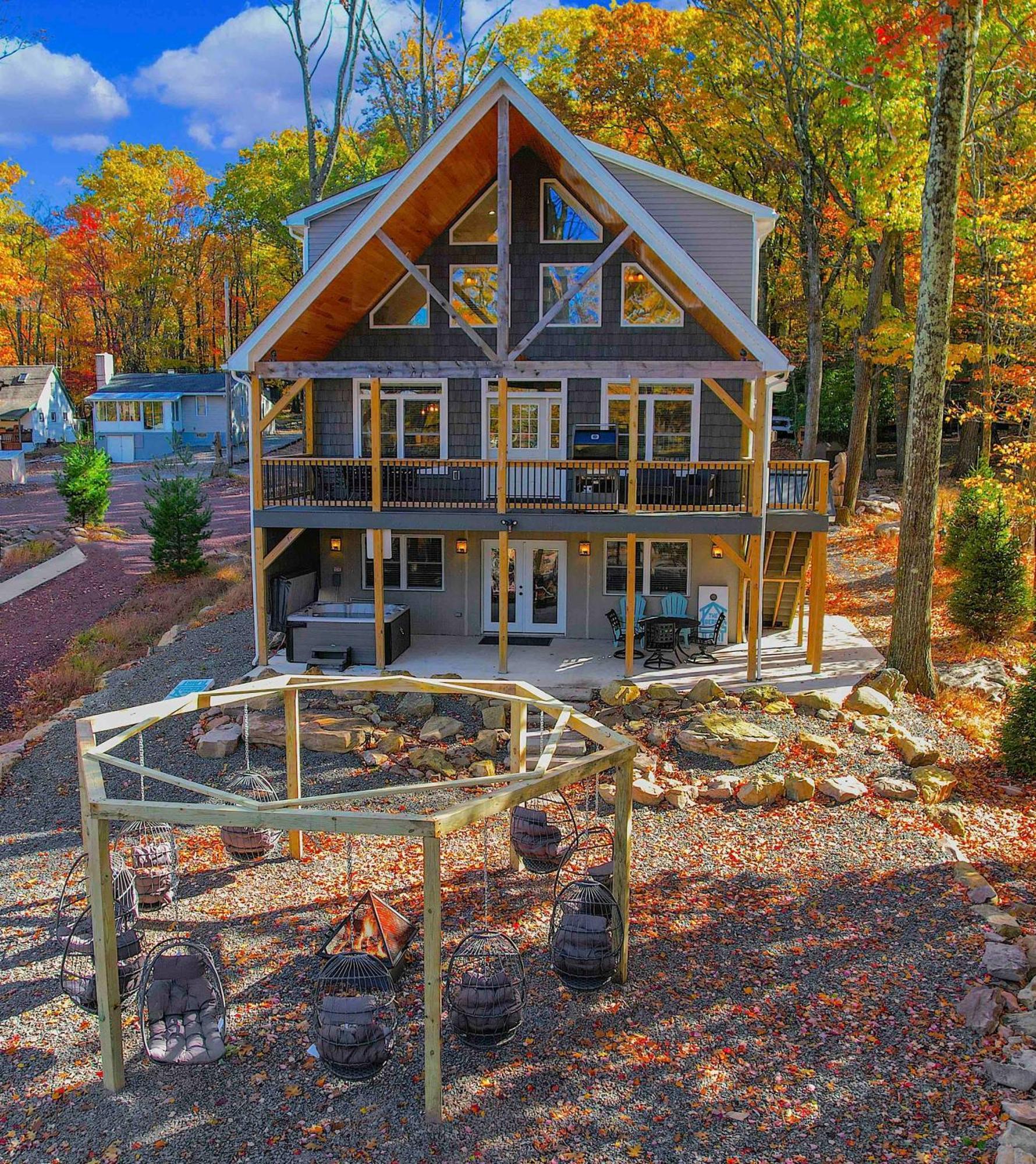 New Bear's Den Retreat Villa Lake Harmony