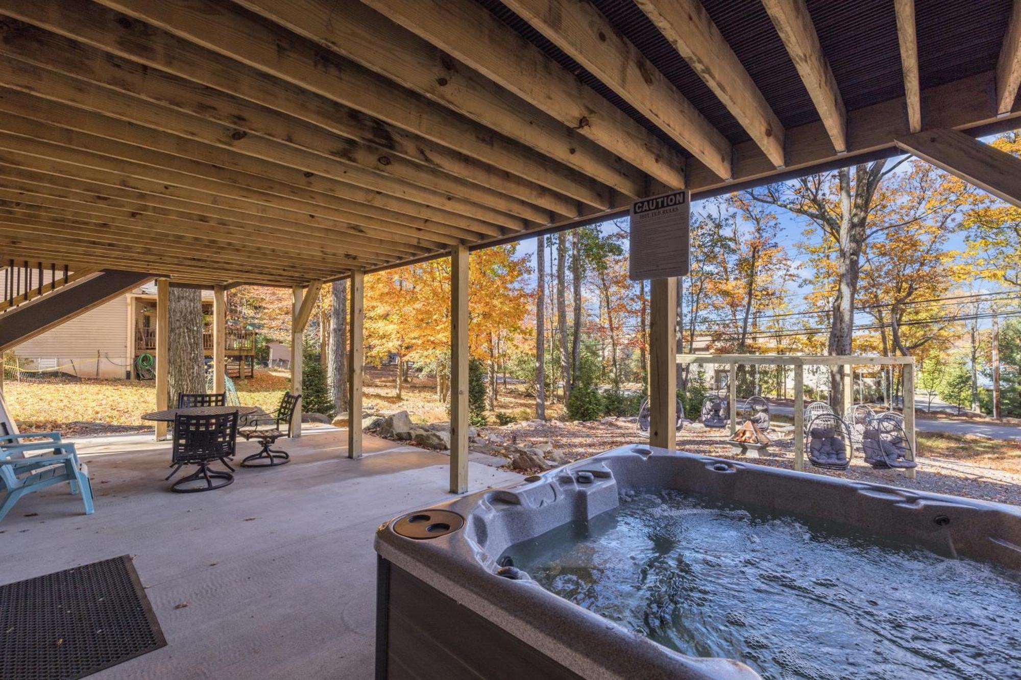 New Bear's Den Retreat Lake Harmony