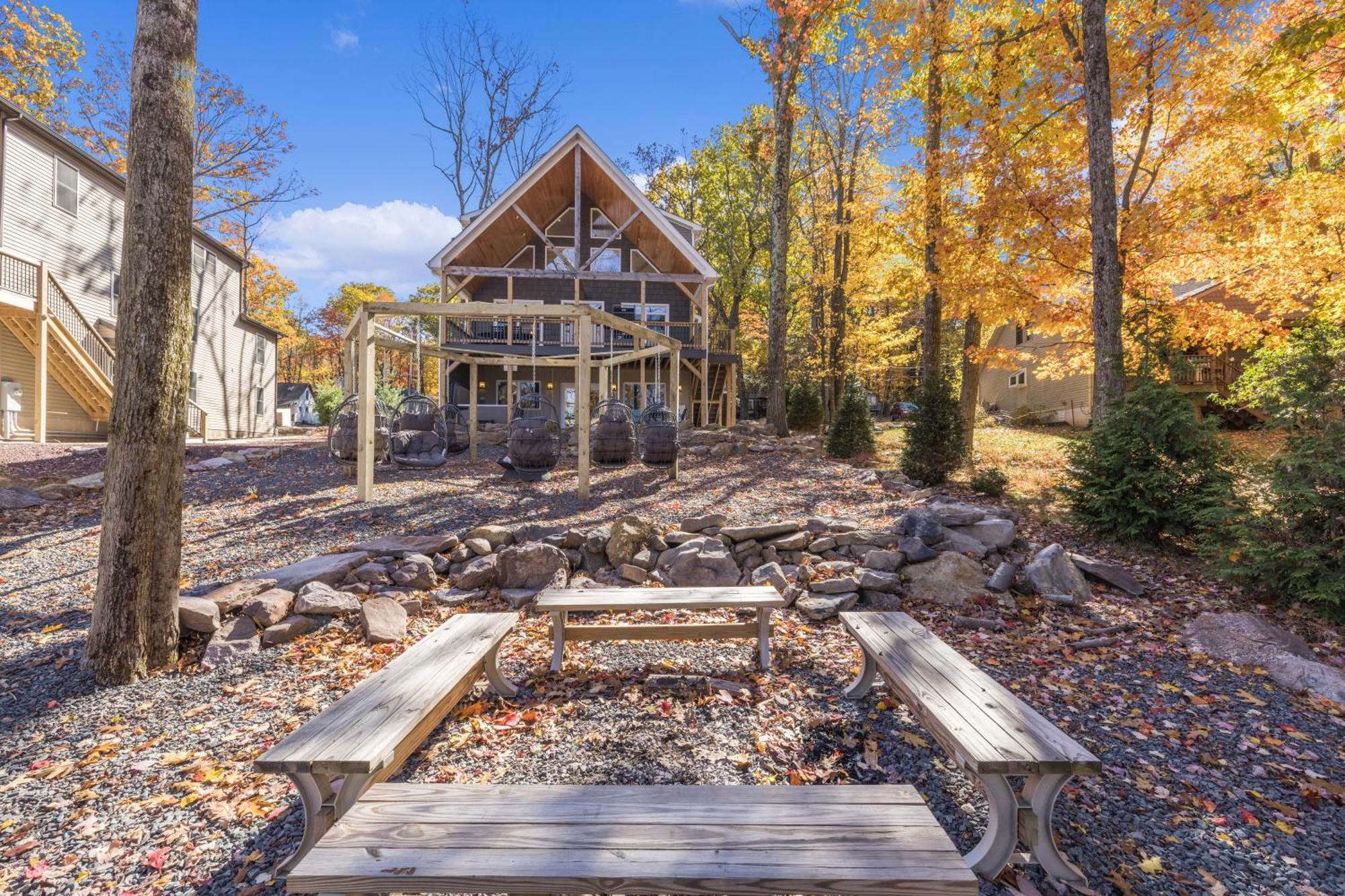 New Bear's Den Retreat Villa Lake Harmony
