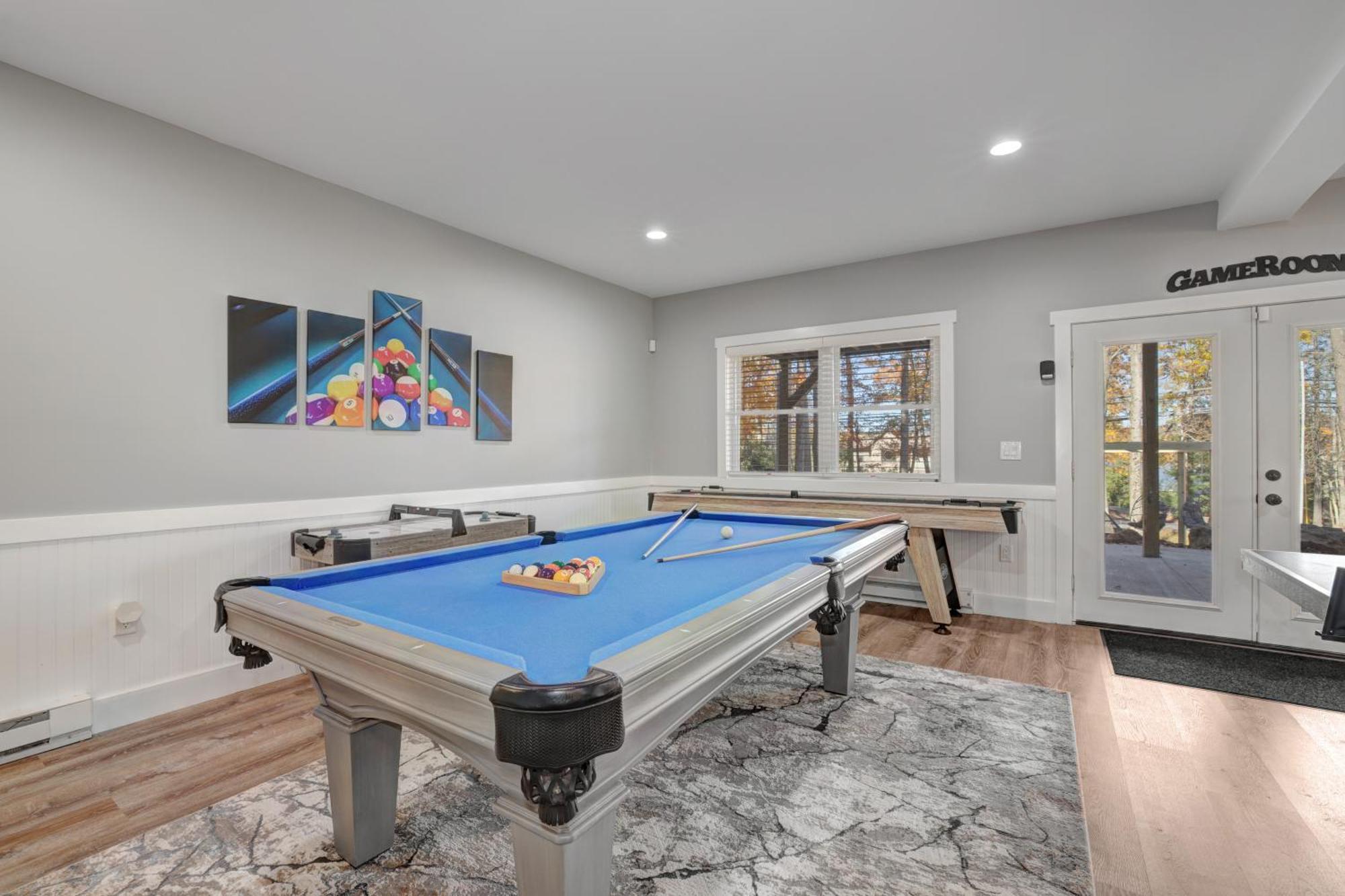 New Bear's Den Retreat Villa